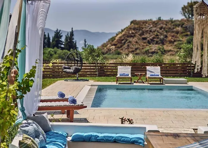Arianna, Close To The Beach! By Mindyourvilla Villa Kalamákion