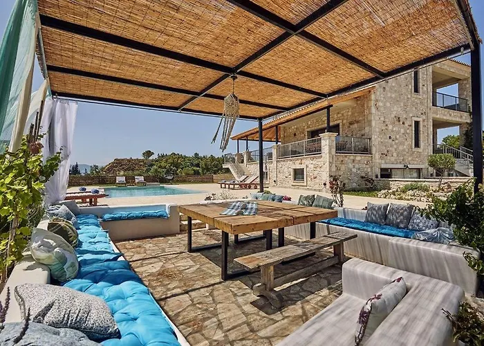 Villa Arianna, Close To The Beach! By Mindyourvilla Kalamákion