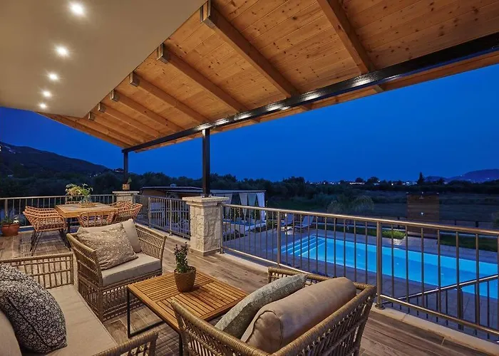 Villa Arianna, Close To The Beach! By Mindyourvilla Kalamákion
